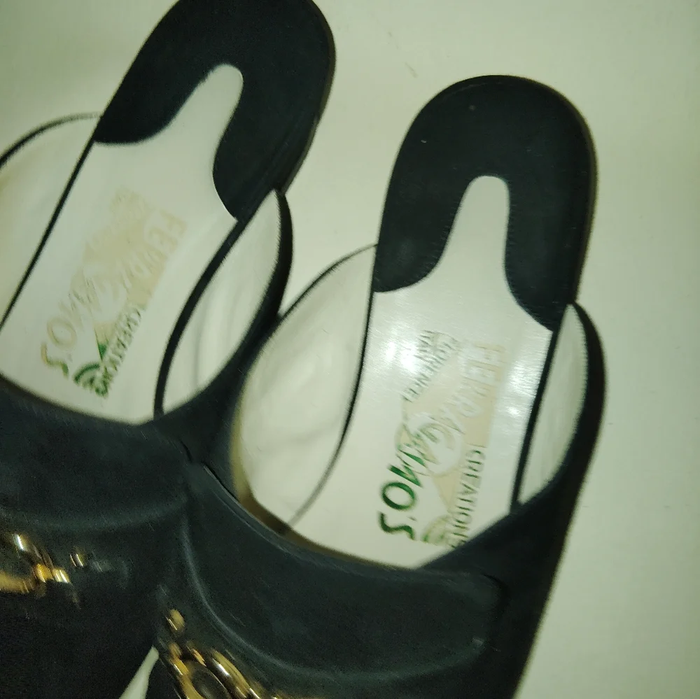 Salvatore Ferragamo LIMITED EDITION Black Suede Flat Mules Slip On Gold Logo 7 - Picture 3 of 6